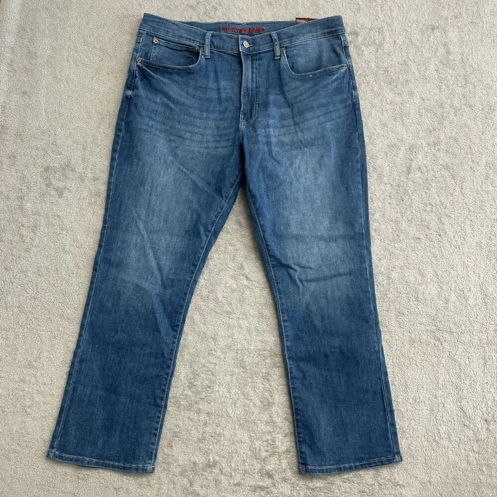 NEW Lucky Brand 223 Straight Leg Jeans Men's 36x30 Light Blue Stretch Denim